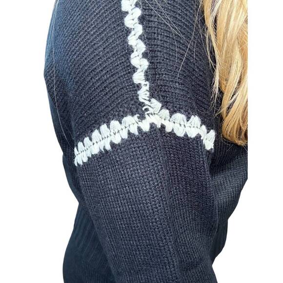 NEW LISTICLE contrast stitch sweater skirt set in black - Picture 4 of 4